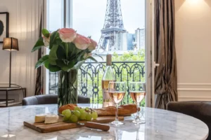 Romantic Apartment with Eiffel Tower View