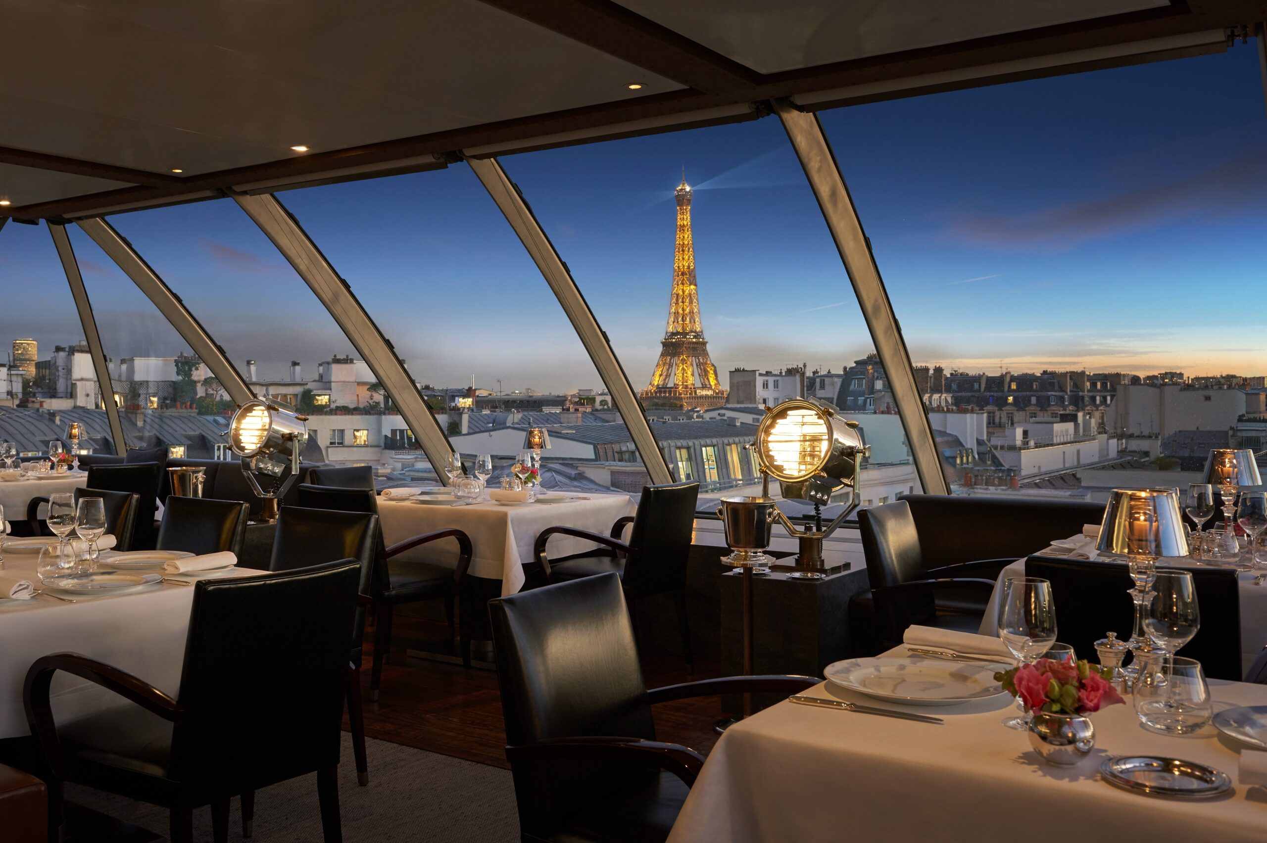L'Oiseau Blanc - Paris Rooftop Restaurant with Eiffel Tower Views