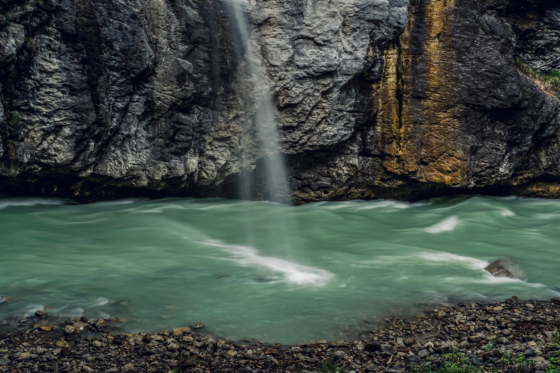 waterfall aare gorge